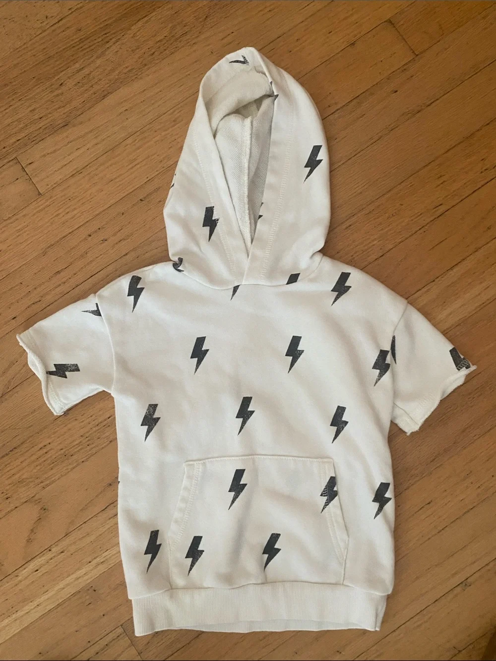 Kids White Lightning Bolt Hooded Short Sleeve Top - Picture 1 of 2